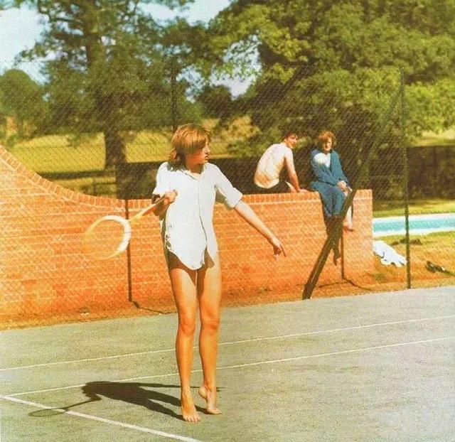 着球员间配 着球员间配